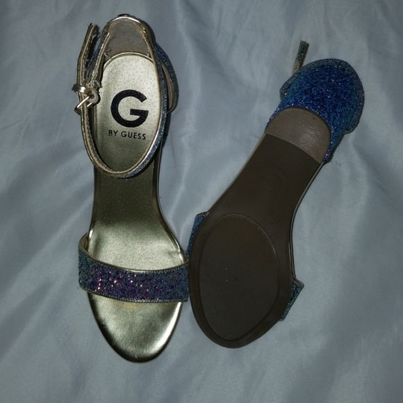 Heels - Picture 3 of 4